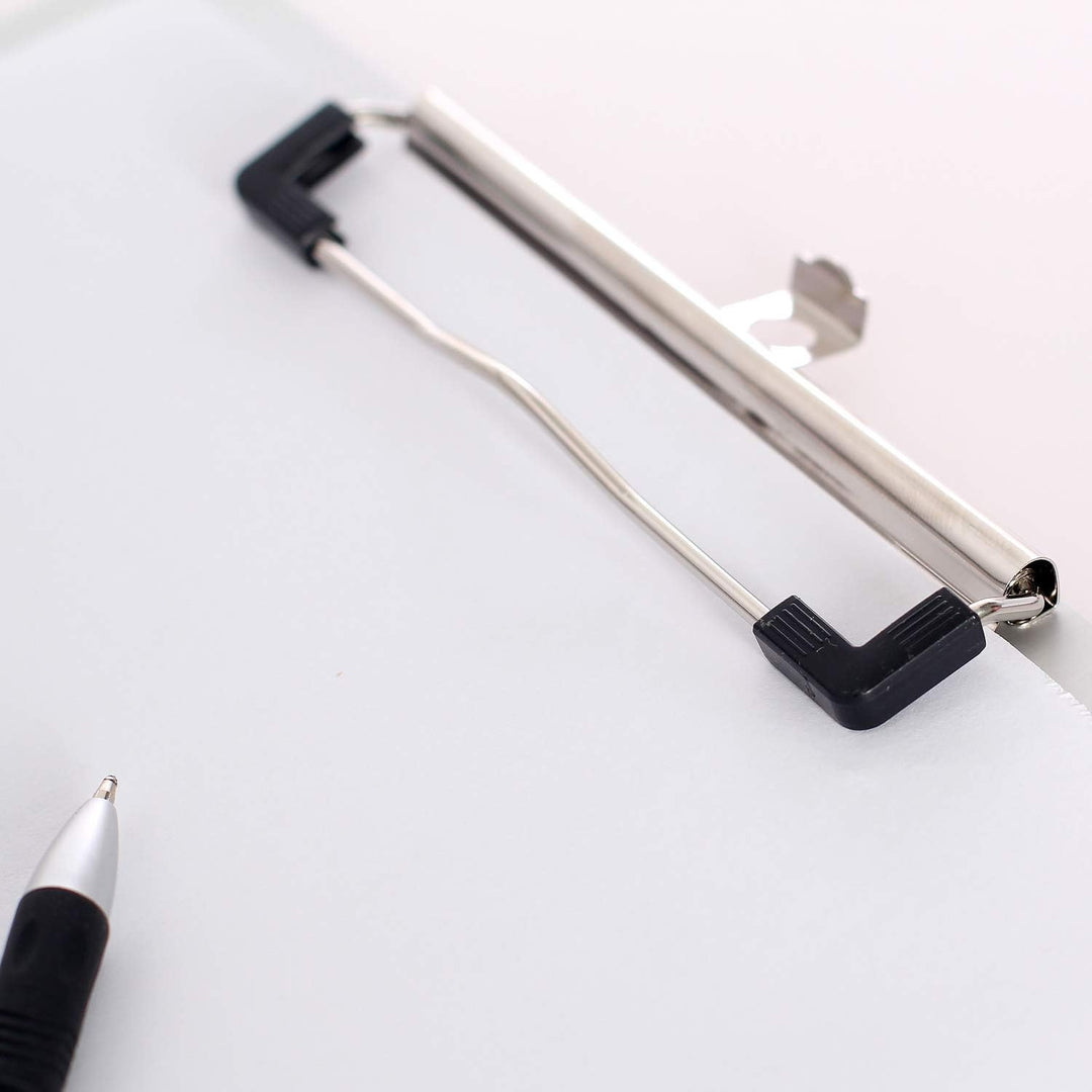 2er Alu Klemmbrett A4 mit gummierter Metalklemme, Schreibbrett DIN A4 mit Aufhängeose, Pad Halter Cl