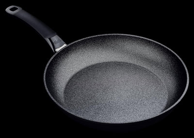 Fissler Adamant Classic / kratzfeste Aluminium-Pfanne (Ø 28 cm) beschichtete Stielpfanne, Brat-Pfann
