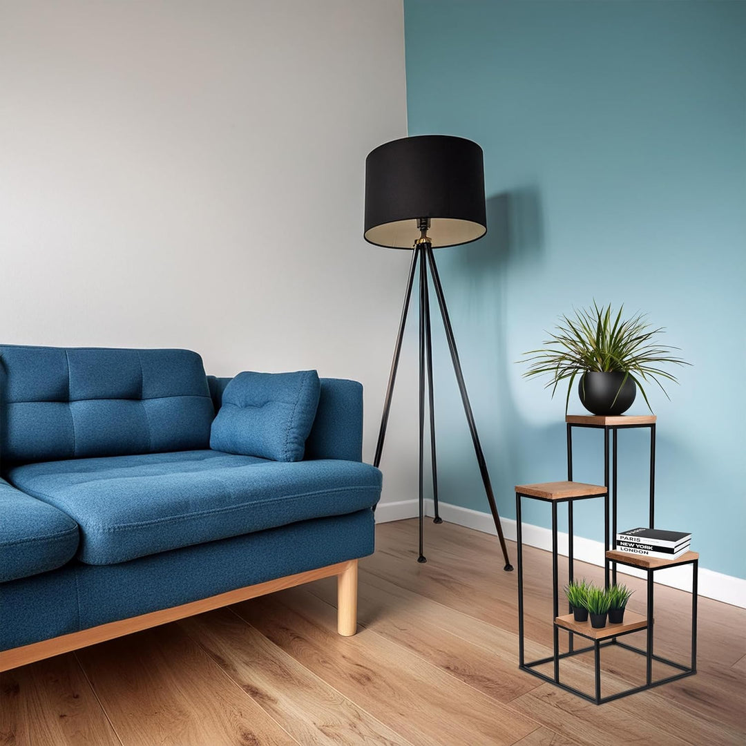 Spetebo Metall Blumentreppe mit 4 Ablagen - 67 x 34 cm - Blumenhocker mit 4 Etagen aus Holz - Deko P