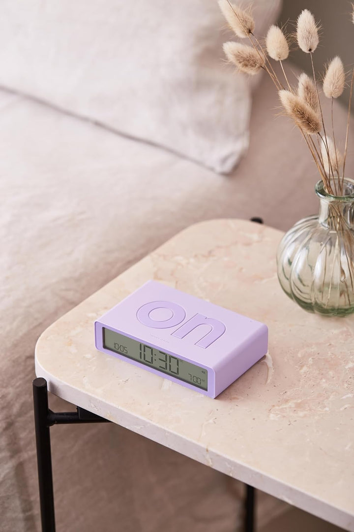 Lexon Flip Classic Morgenwecker, beleuchtet, wendbar mit Seiten on Off und Snooze-Funktion, mit LCD-