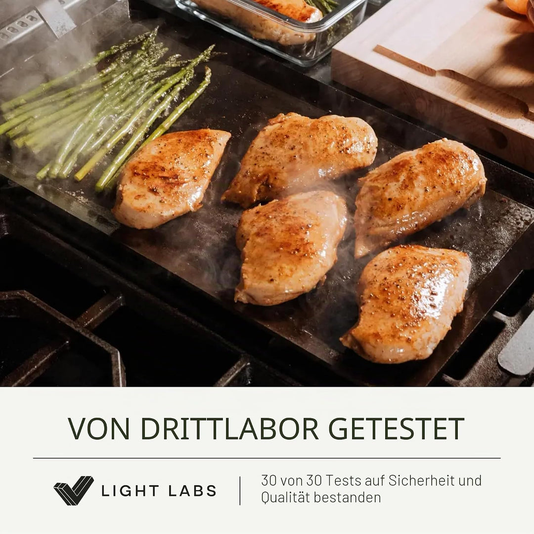 Made In Kochgeschirr – Grillplatte + Grillpresse aus Kohlenstoffstahl – (wie Gusseisen, aber besser)