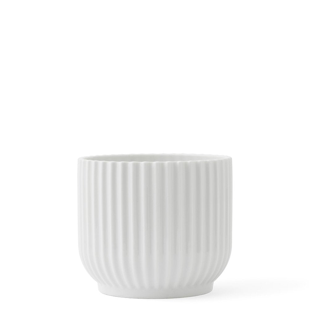 Lyngby Porcelæn Übertopf mittel Lyngby im Bauhaus-Stil Zeitloses Design, Weiss 16.9x16.9x13.6 Bianco