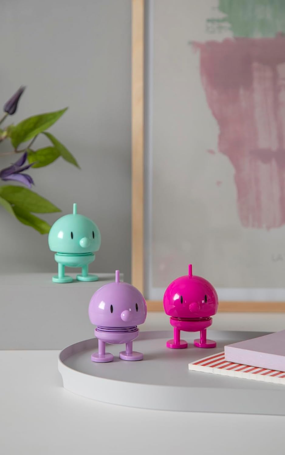 Hoptimist Bumble, Wackelfigur Deko Skandinavisch, Deko Wohnzimmer, Schreibtisch Deko, Büro Gadgets,