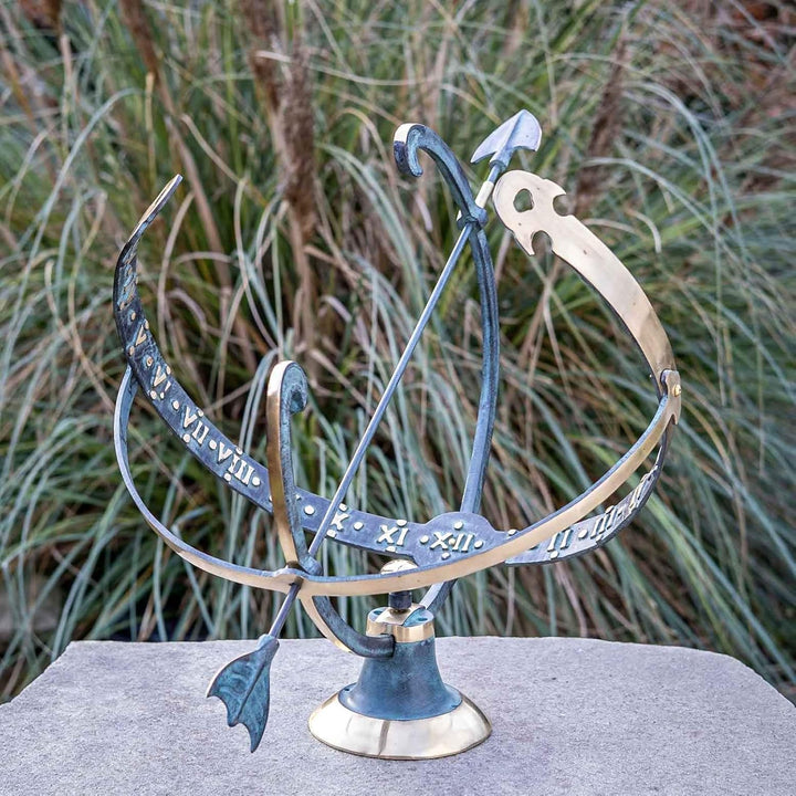 IDYL Outdoor Zeitmesser aus Bronze Sonnenuhr - hochwertig und auffällig | Nr. 0028 | Masse: 45 x 55