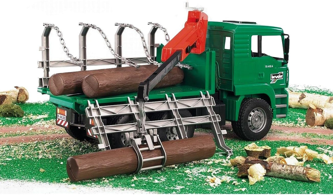 bruder 02769 - Man Holztransport-LKW mit Ladekran & 3 Baumstämmen - 1:16 Holztransporter Lastwagen L