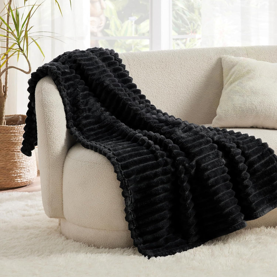 BEDSURE Kuscheldecke für Zimmer Deko - Wolldecke & Fleecedecke, Sofadecke, Weiche Warme Grobe Kordde