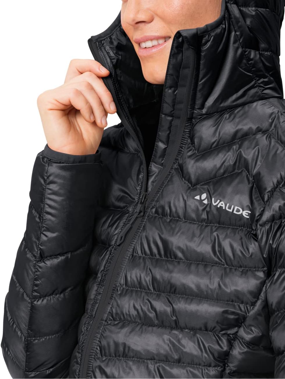 VAUDE Damen Women's Batura Hooded Insulation Jacket Jacke, Schwarz