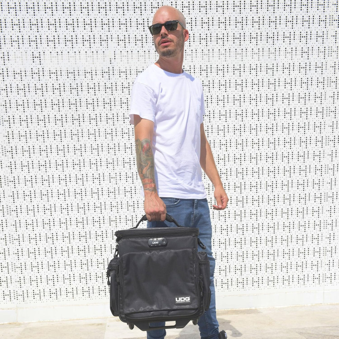 UDG Ultimate Sling Bag Deluxe schwarz, Schwarz