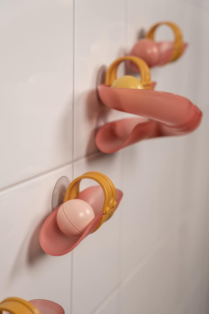 Little Dutch Kugelbahn Badekugelbahn mit Bällen für die Wand Badespielzeug für Baby Kleinkind - rosa