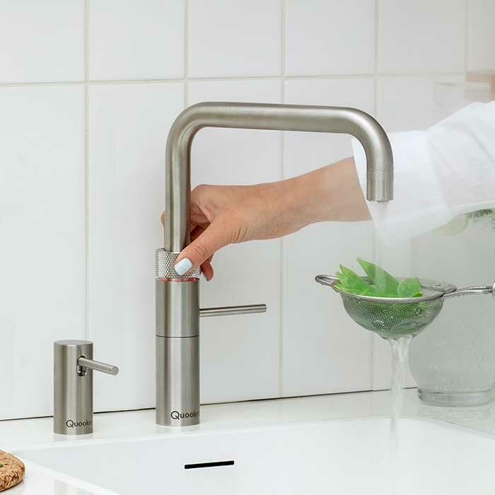 Quooker mit Reservoire COMBI+ und CUBE kochend Wasserhahn (Fusion Square, Voll-Edelstahl) Fusion Squ