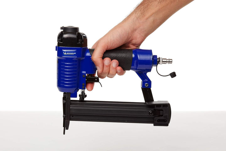 Michelin Druckluft-Heft- und Nagelgerät, geeignet für 16-32 mm Klammern und 15-32 mm Nägel, Inklusiv