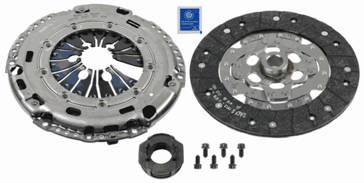 SACHS Kupplungssatz 3000 970 036, OE-Qualität, Kupplungssatz-Austausch beim Auto
