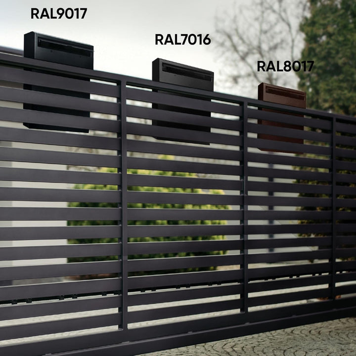 Moderner Briefkasten für den Aussenbereich, zur Montage auf Zaun oder Einbau, ideal für Garten oder