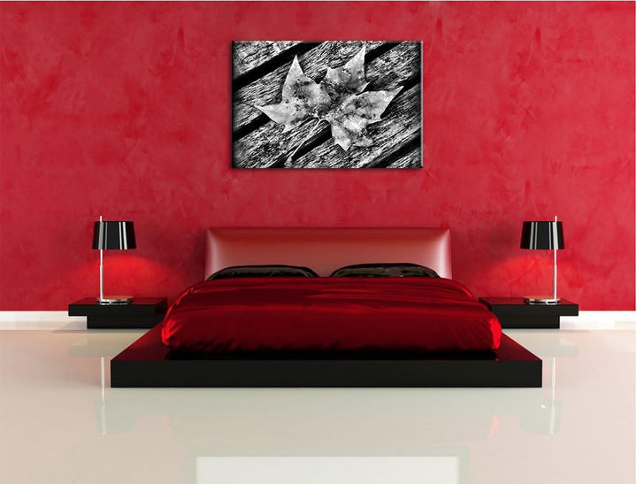 Pixxprint kleines Herbstblatt auf Holz als Leinwandbild/Grösse: 100x70 / Wandbild/Kunstdruck/fertig