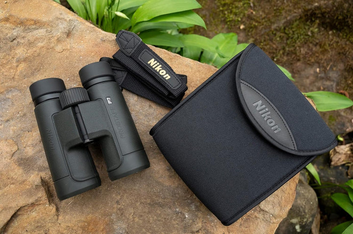 Nikon PROSTAFF P7 10x30, Dunkelgrün, 30mm