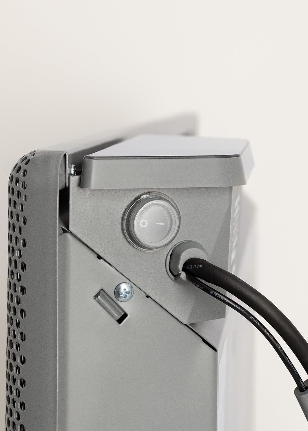 CREATE/WARM TEXTILE INVERTER/Wand- oder Standkonvektor mit WLAN Grau mit Standfüsse/Inverter-Technol