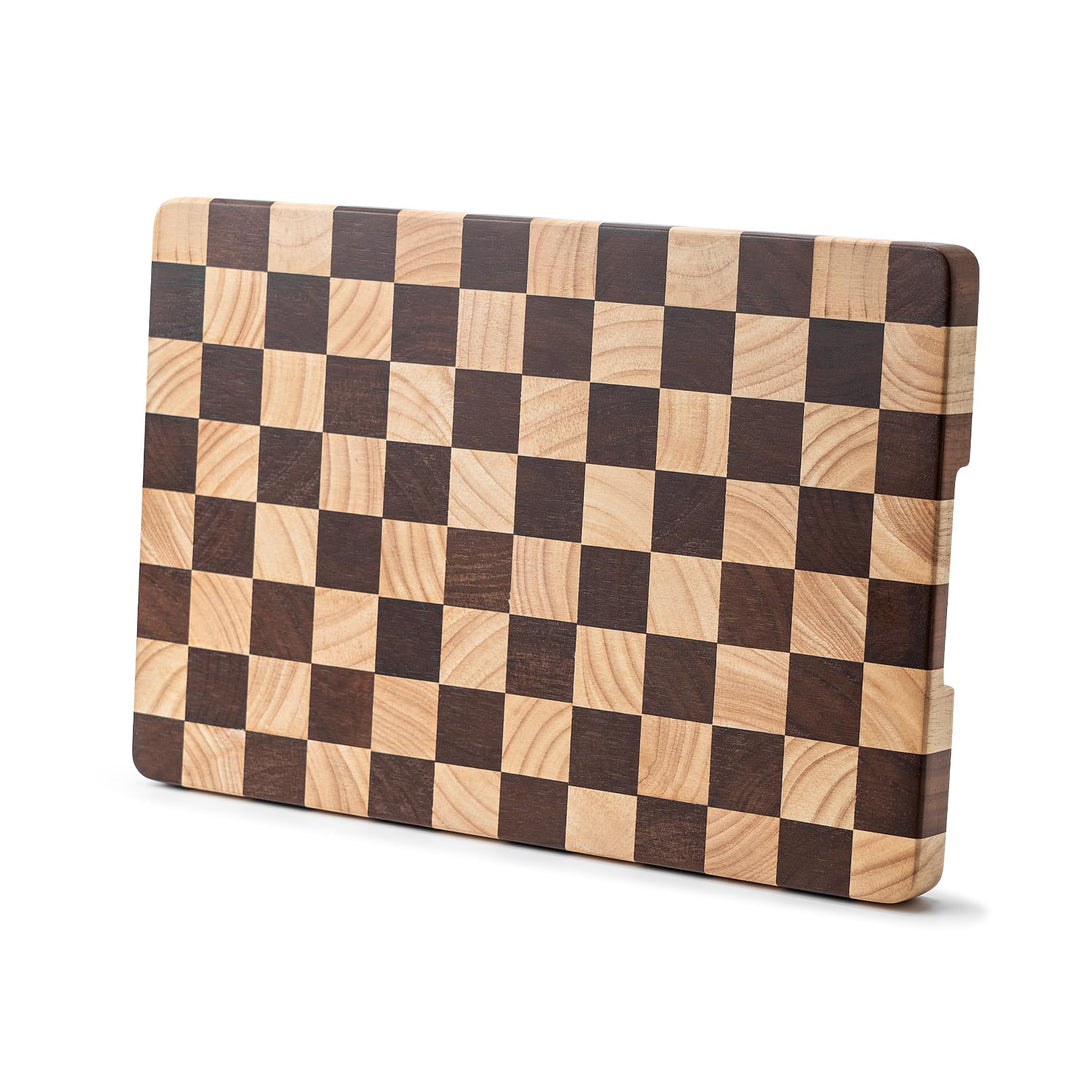 Bill.F Holzschneidebrett mit Schachbrettmuster und inneren Seitengriffen, 36x24x2,5cm Schneidebrett