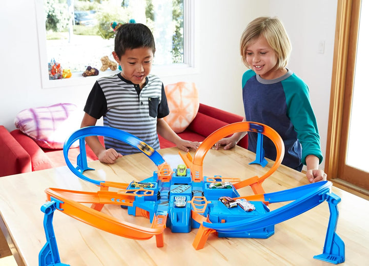 Hot Wheels DTN42 - Trackset, mit Rampen, Kreuzungen und Looping, Parkplätzen, + 1 Fahrzeug B01ARGC5F