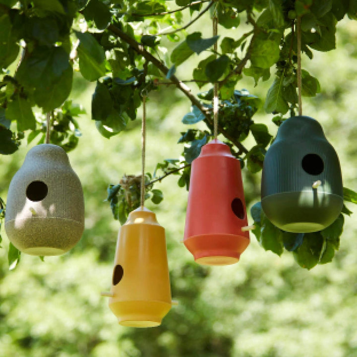 Point-Virgule Nistkästen für vögel, Vogelhaus zum aufhängen, aus Bambusfasern, Ockergelb ø 15cm H 28