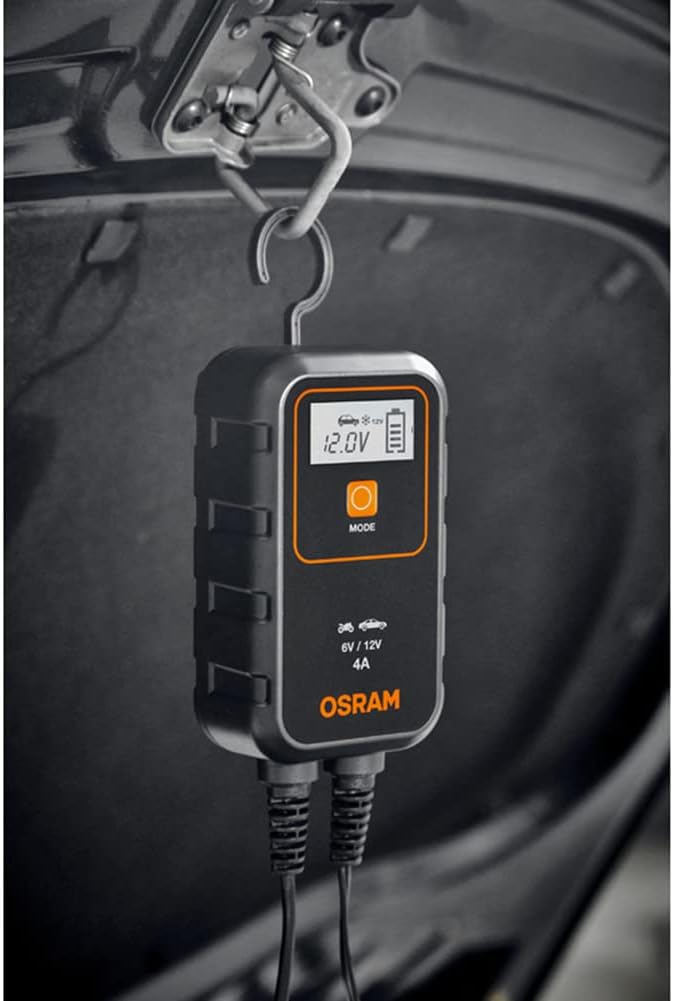 OSRAM BATTERYcharge 904, KFZ-Batteriewartungsgerät 12V, mobiles KFZ Batterieladegerät für PKW & Moto