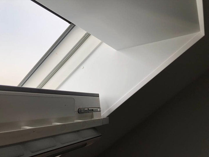 Hassel - 2 Meter Schaumstoffdichtung für VELUX Dachfenster - Breite 54mm - Fenster Ersatzeile Dichtu