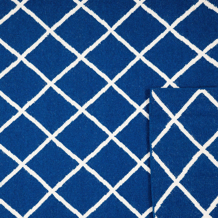 SAFAVIEH Zeitgenössische Teppich für Wohnzimmer, Esszimmer, Schlafzimmer - Dhurrie Collection, Kurze
