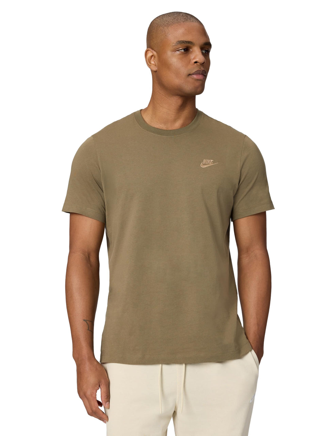 Nike Herren Sportswear Club T-Shirt S Medium Olive/Parachute Beige, S Medium Olive/Parachute Beige