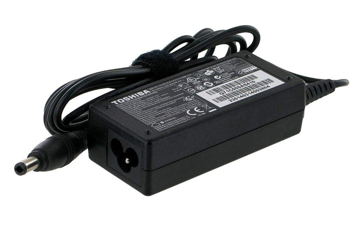 Toshiba Original Netzteil / Ladekabel - 19V 2,37A (45W) Satellite E55Dt