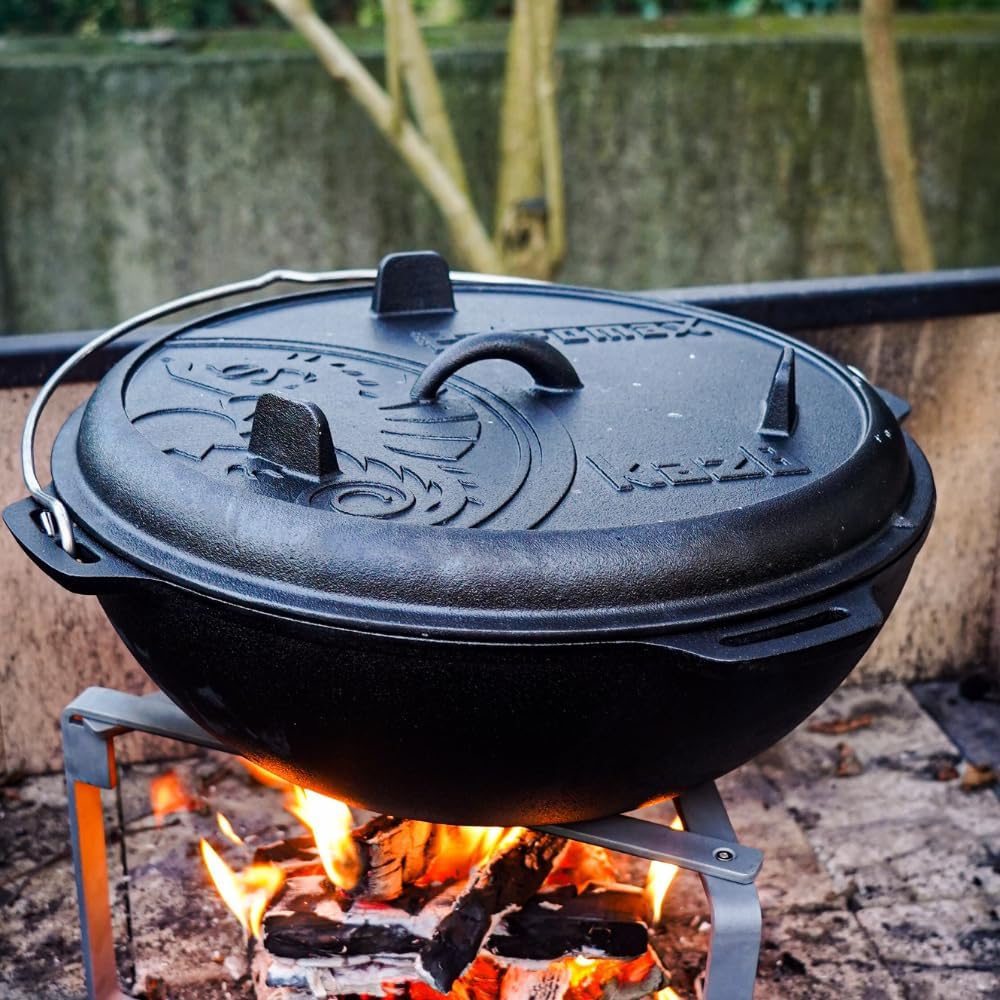 Petromax Kazan 8L | Gusseisentopf für Outdoor-Küche & Lagerfeuer | Perfekt für Eintöpfe, Schmorgeric