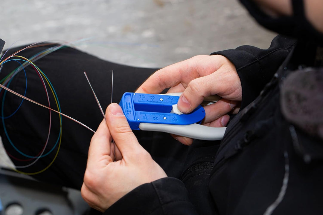 WEICON TOOLS LWL Präzisions-Abisolierer I Abisolierwerkzeug für Lichtwellenleiter und Glasfaserkabel