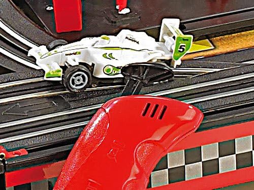 Playtastic Autorennbahn: Portable Rennbahn im Koffer - Komplett-Set mit 2 Autos (Kofferrennbahn, Ren