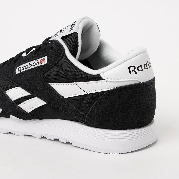 Reebok Damen Klassisches Leder Trainings-Laufschuhe 34.5 EU Core Black Ftwr White Ftwr White, 34.5 E