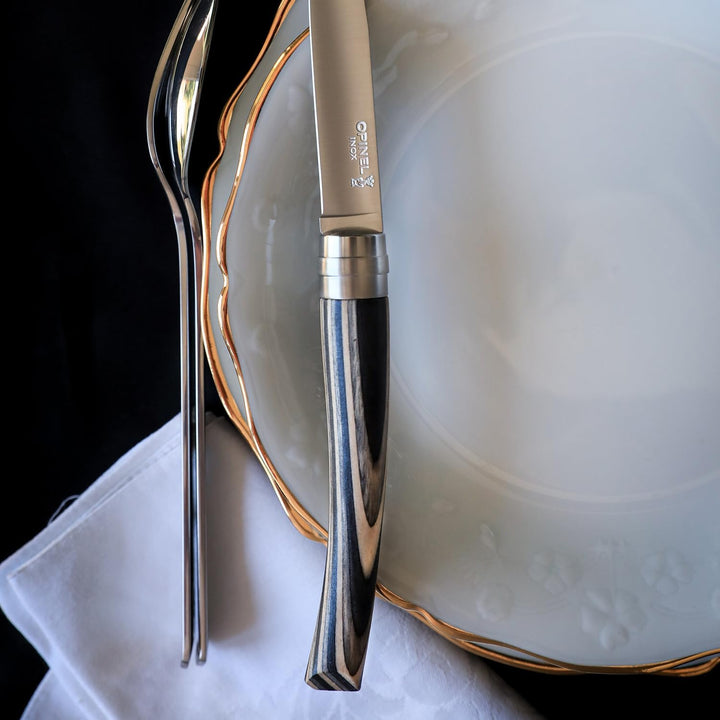 Opinel Table Chic Messer Set aus laminierter Birke in der Farbe Schwarz, enthält 4 Messer, Klingenlä