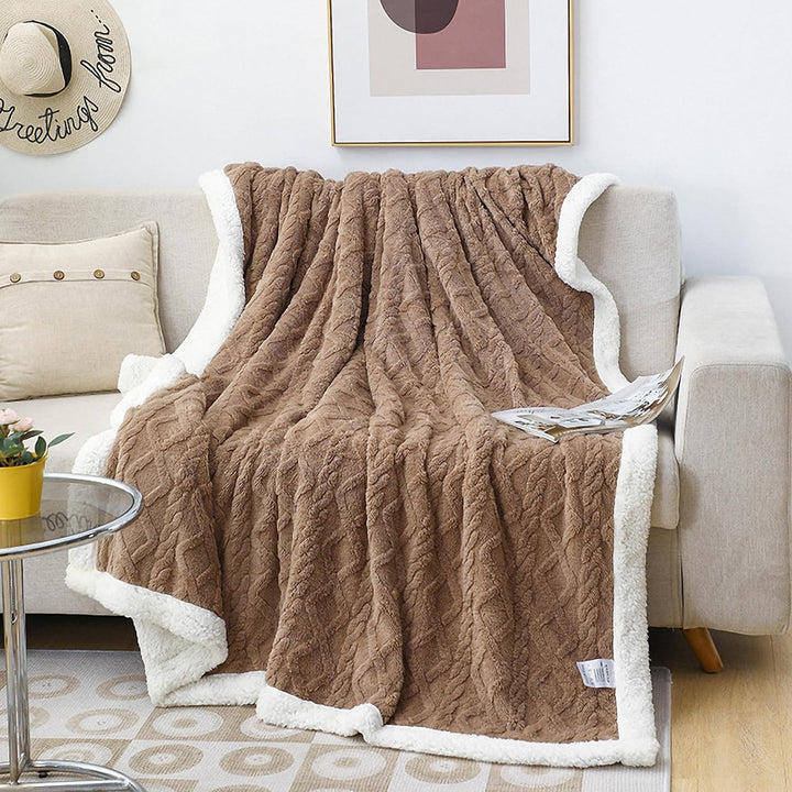 Kuscheldecke Flauschig 150x200, Braun Dicke Warme Sofadecke Wohndecke kuschelig für Herbst und Winte