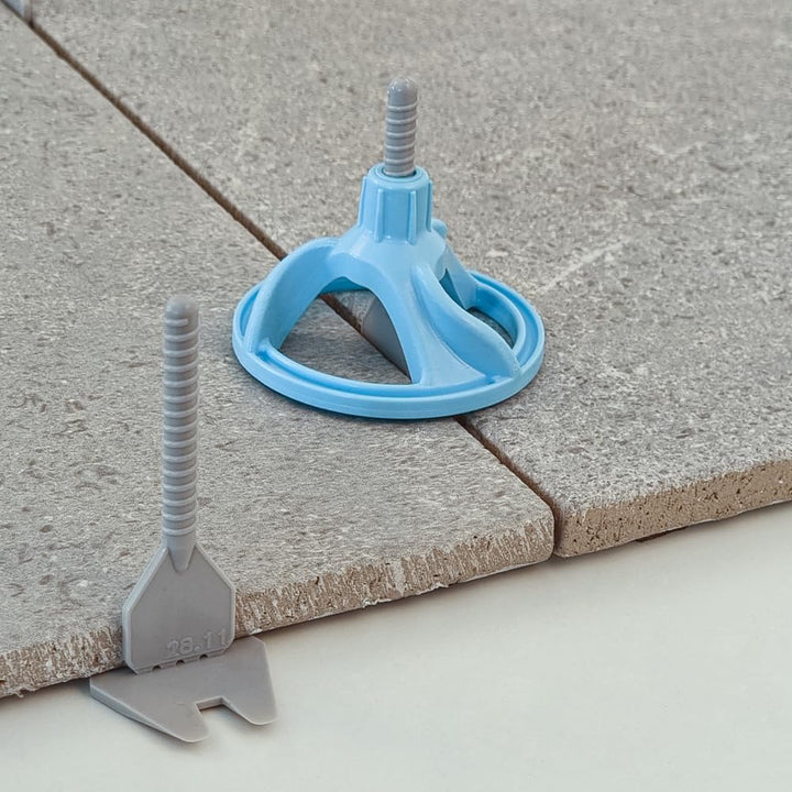 Nivelliersystem24® Fliesen Nivelliersystem 2mm | 50 Eimer | 7500 Basis Laschen + 2500 Zughauben | Fü