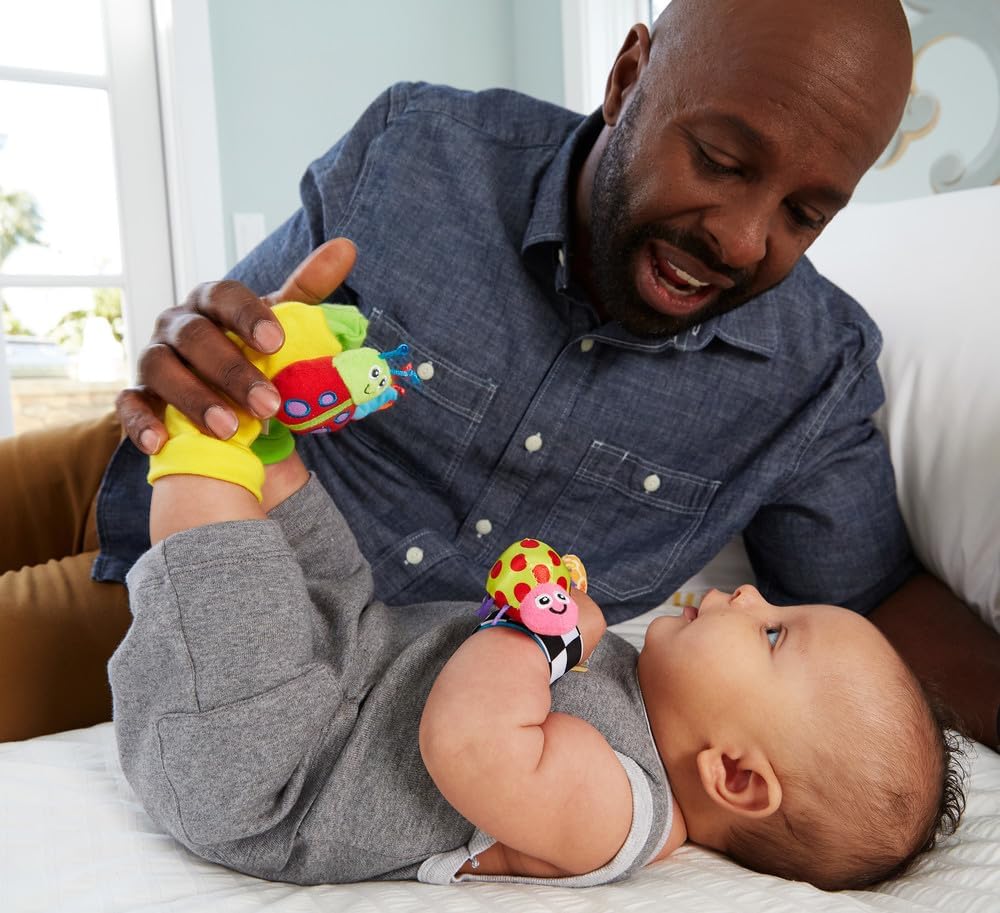 LAMAZE Gardenbug Wrist Baby Rattle Toy Baby Gift Set, Cute Foot Finder Baby Toy with Sensory Stimula