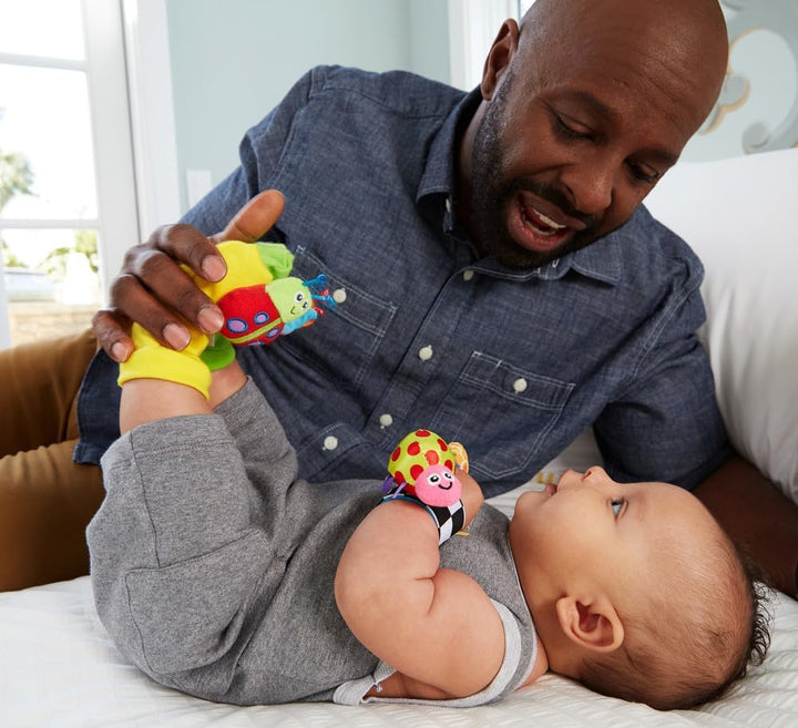 LAMAZE Gardenbug Wrist Baby Rattle Toy Baby Gift Set, Cute Foot Finder Baby Toy with Sensory Stimula