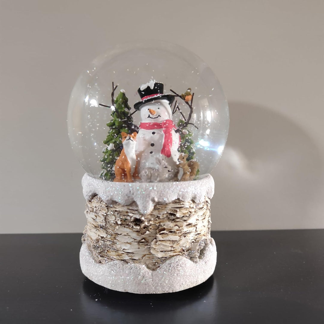 Heaven Sends Weihnachts-Schneekugel mit Schneemann umgeben von Waldtieren