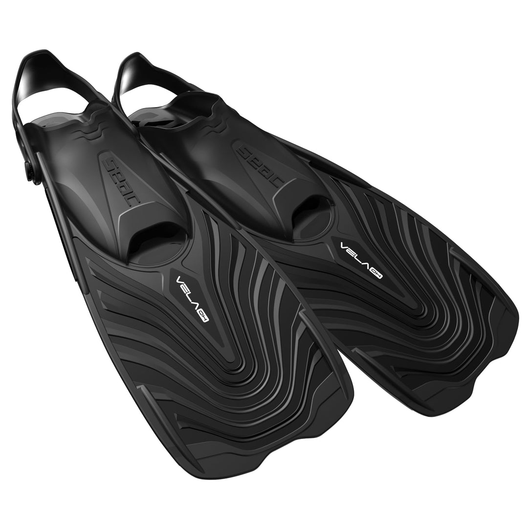 SEAC Vela Oh Kurze Flossen zum Schnorcheln und Schwimmen im Schwimmbad mit verstellbarem Riemen XS-S