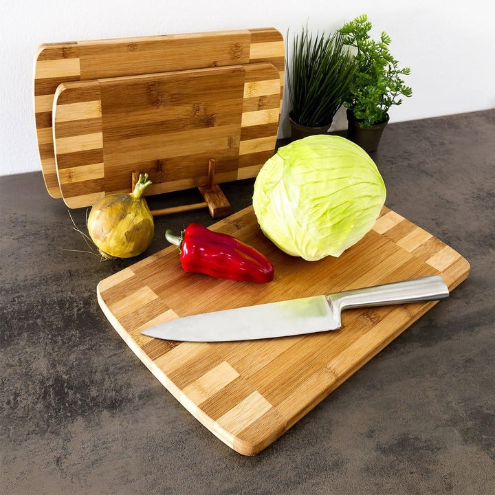 Relaxdays Brotkasten Bambus HBT: 16,5 x 40 x 27,5 cm Rollbrotkasten für aromadichte Brot, natur & Sc