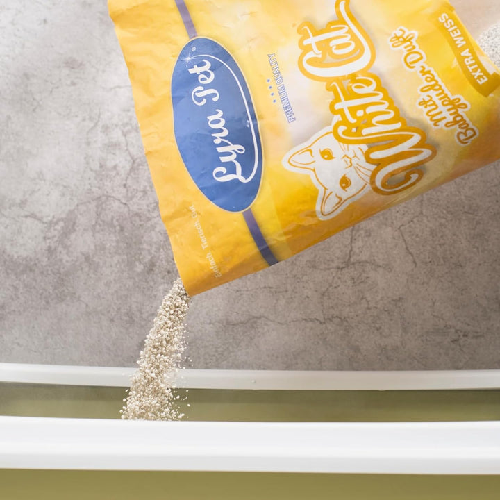 Lyra Pet® | 15 Liter White Cat Katzenstreu | Mit Babypuder Duft | Feines Klumpstreu | 350% Saugkraft