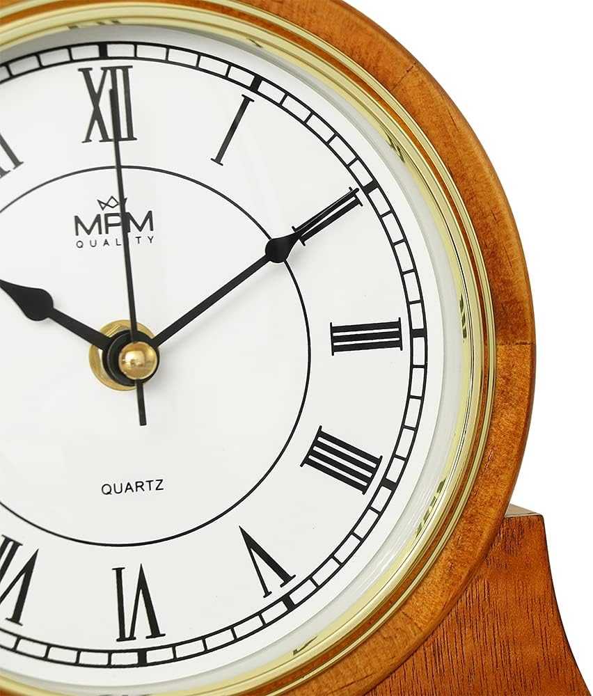 MPM Quality Retro Wood Tischuhr, Braun, Traditionelle und Elegante Holztischuhr, Römischen Ziffern,
