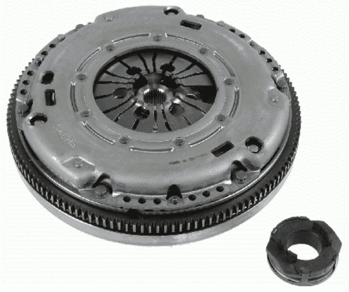 SACHS Kupplungssatz 3000 951 790, OE-Qualität, Kupplungssatz-Austausch beim Auto Kupplung/-anbauteil
