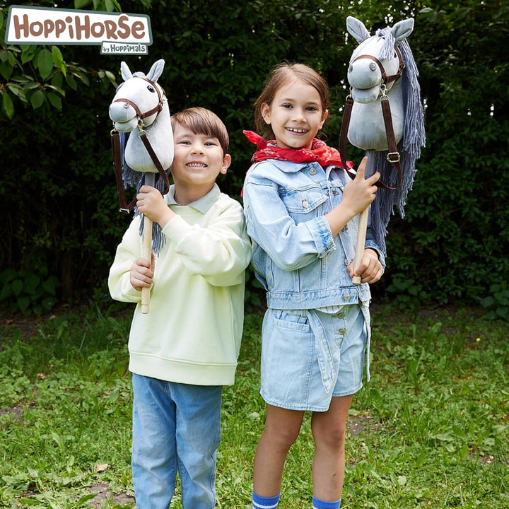 HOPPIHORSE Steckenpferd mit Trense - A3 - Hobby Horse mit Zügeln, Schultergurt, Schweif - hochwertig