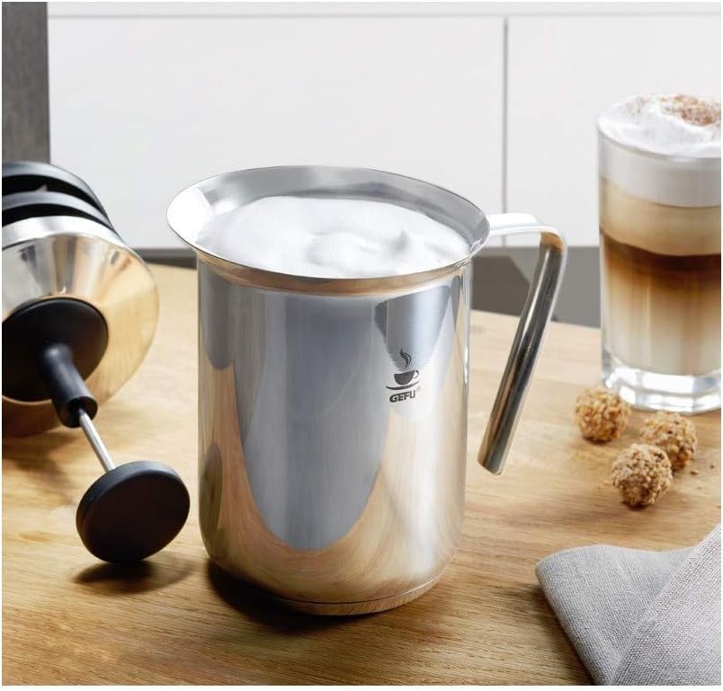 GEFU Milchaufschäumer Riccardo - Milk Foamer, Milchschäumer aus Edelstahl für Cremigen Milchschaum a