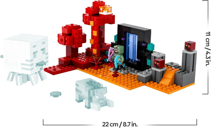 LEGO Minecraft Hinterhalt am Netherportal, Gaming-Spielzeug im Nether für Kinder mit Kampfszenen und