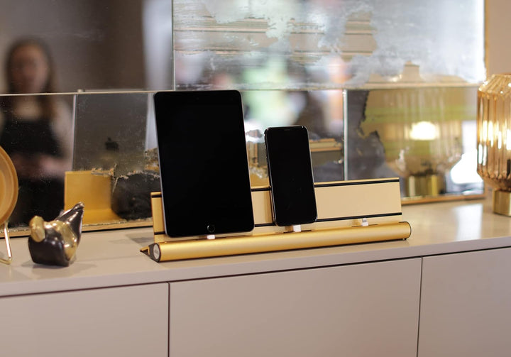 Universal Ladestation für Smartphones Tablets und AirPods, udoq 400, Aluminium, Gold, mit Power Deli