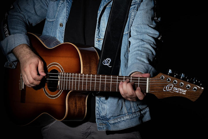 Ortega Guitars Echtleder Gitarrengurt längenverstellbar - Akustik Gitarre / Bass, E-Gitarre, E-Bass