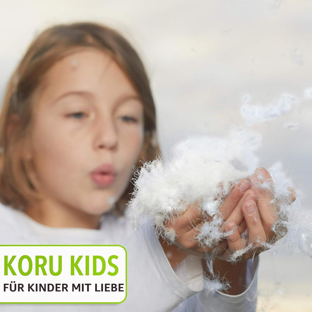 Koru Kids® Kinder Daunendecke 100x135 cm – 90% Daunen / 10% Federn – Ganzjahres Kinderbettdecke – al