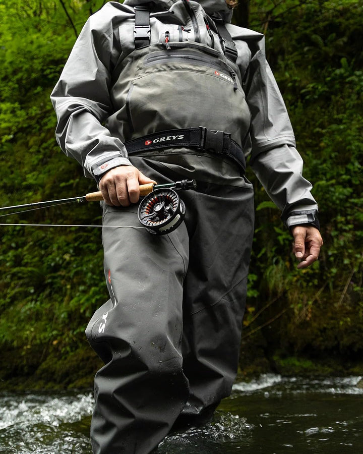 Greys Tital Wathose Mit Neoprenfüssen | Atmungsaktive Wasserdichte Fliegenfischer- & Jagdwathose | M